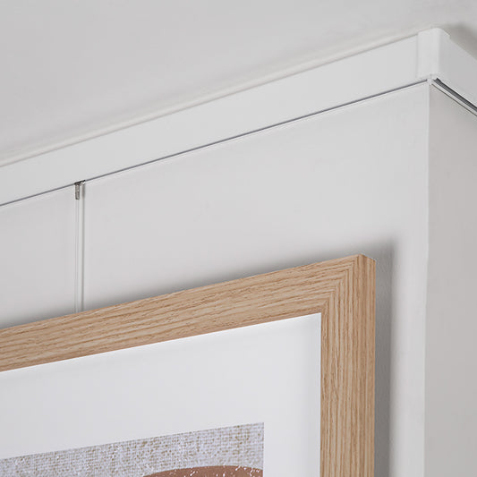 STAS cliprail pro supports 45kg/m, ideal for heavy art.