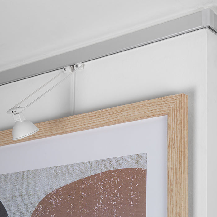 STAS multirail includes installation kit for seamless mounting and elegant picture hanging.