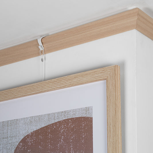 STAS windsor wooden rail 200cm in durable Ayous wood for elegant picture hanging.
