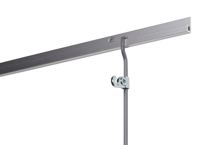 STAS j-rail max 200cm fits professional galleries needing secure hooks.