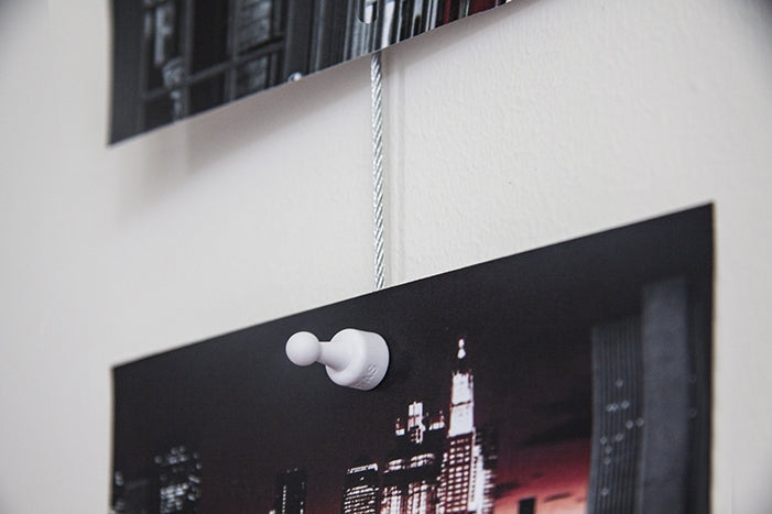 STAS coloured magnet set compatible with STAS hanging systems.