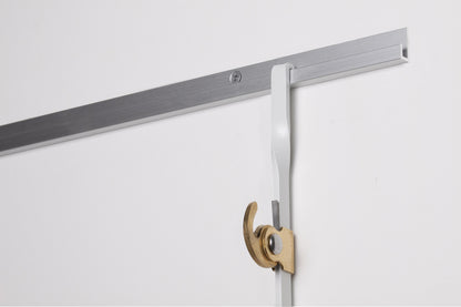 STAS j-rail max 200cm industrial-grade for art carriers, anti-theft optional.