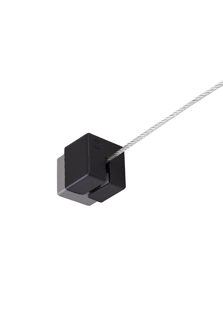 STAS qubic: Minimalist design with 5-year warranty.