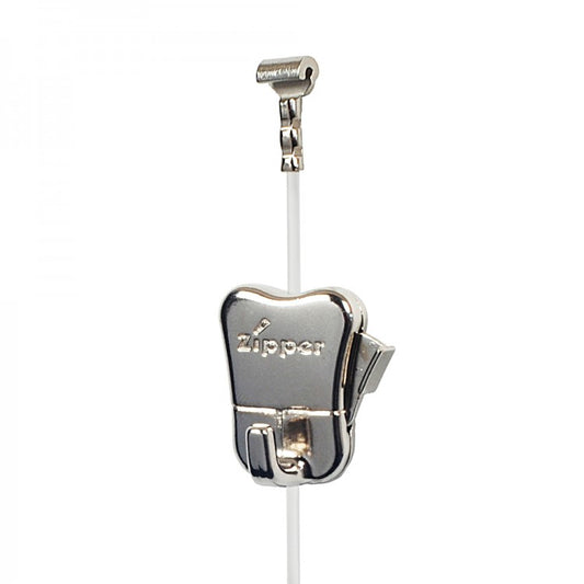 1x cobra perlon cord + zipper hook for versatile hanging, supports up to 15kg. Fits various STAS rail systems.